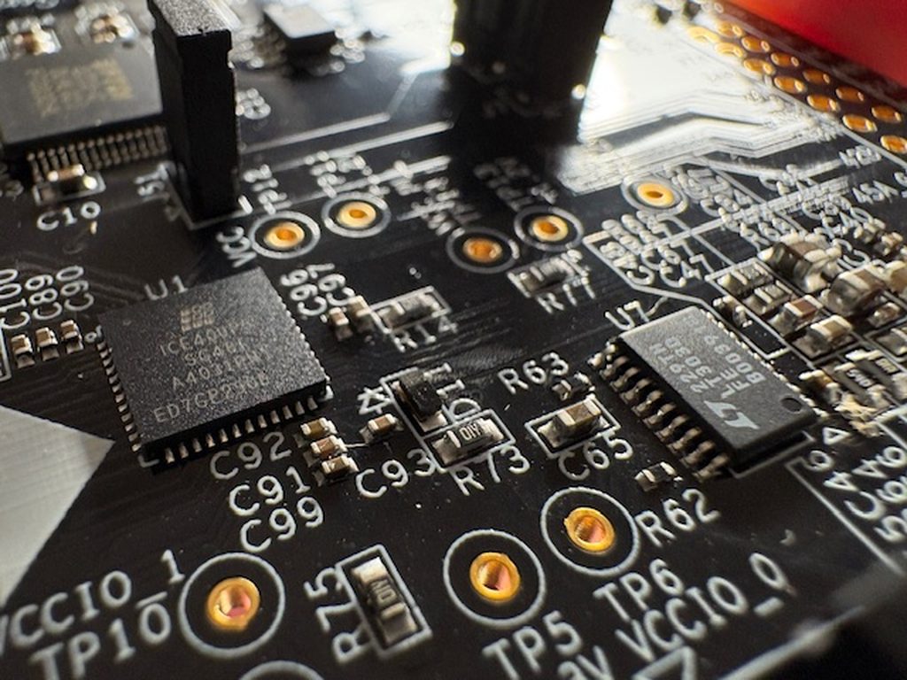 Holm Tech Solutions – showcase image